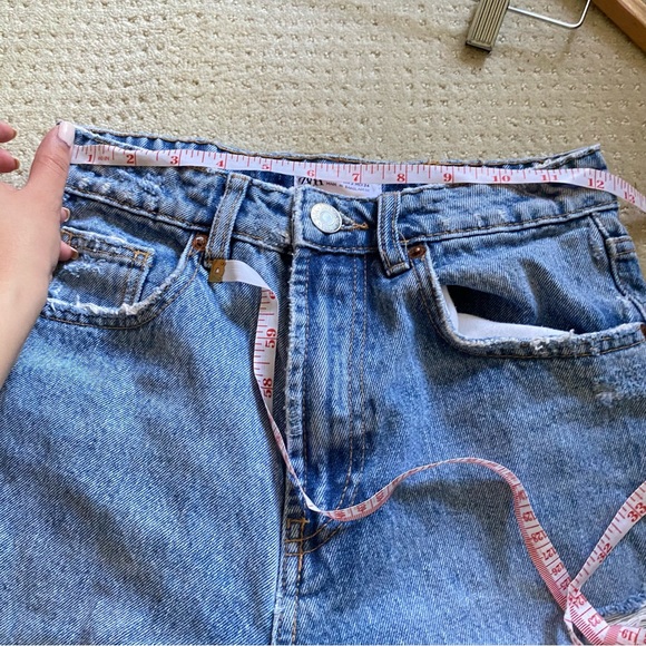 ZARA Blue High Rise Distressed Mom Jeans - Picture 6 of 8